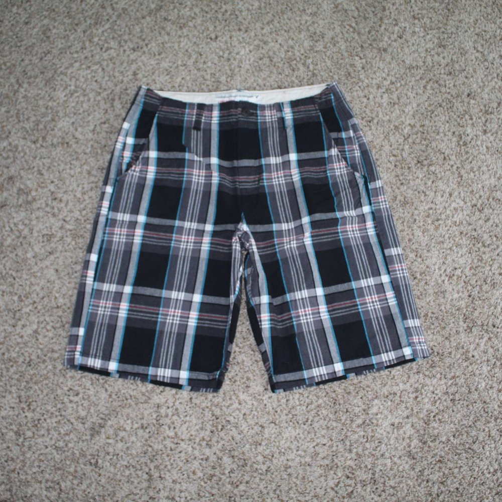 American Eagle Men's Shorts Size 32